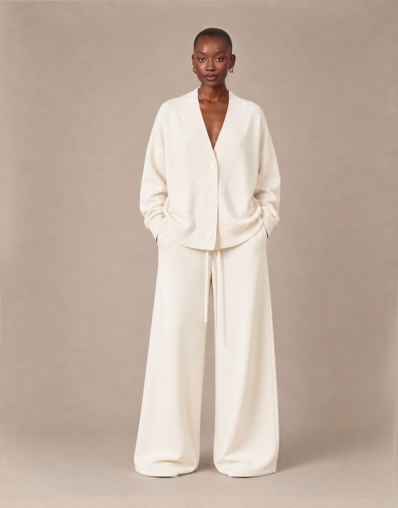Female model wearing Yun Cardigan